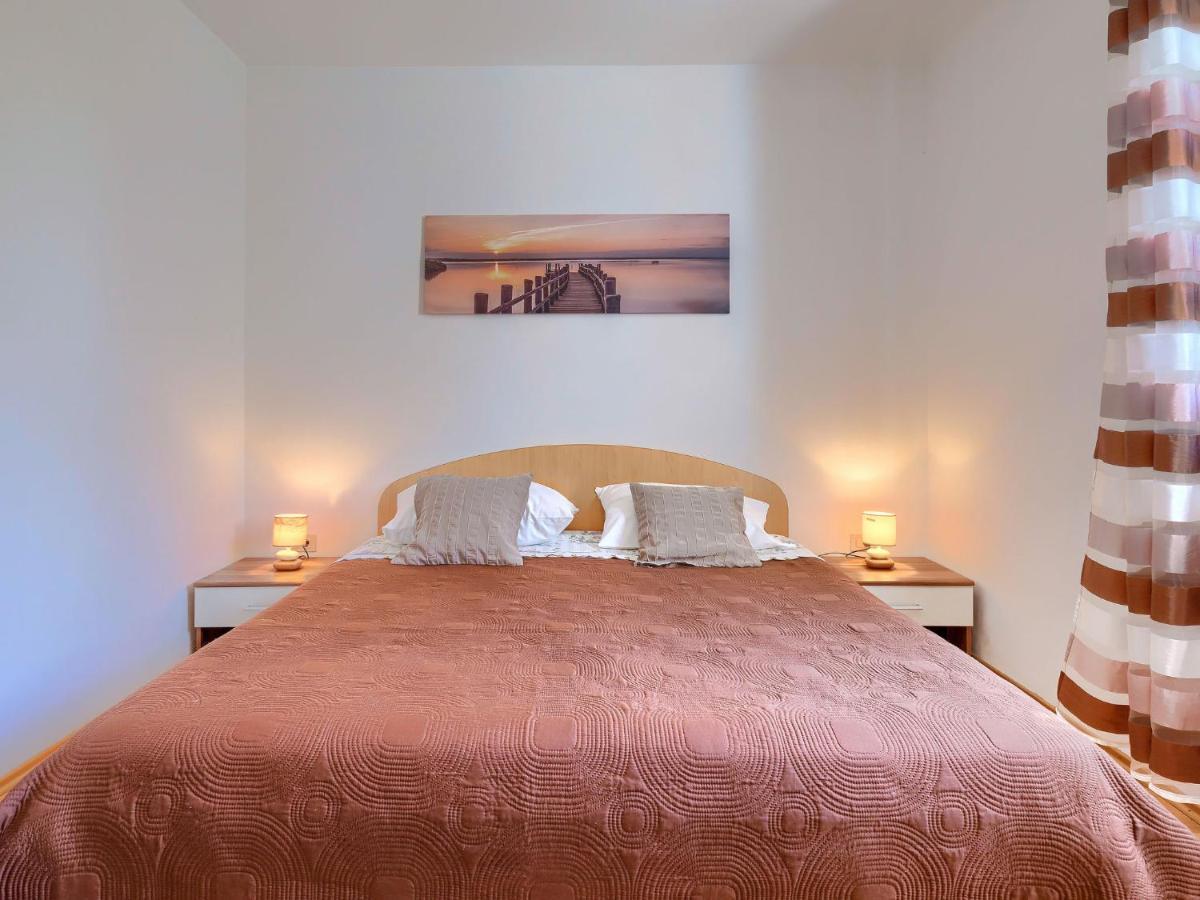 Holiday Home House Eric&Paolo By Interhome Pula Eksteriør billede