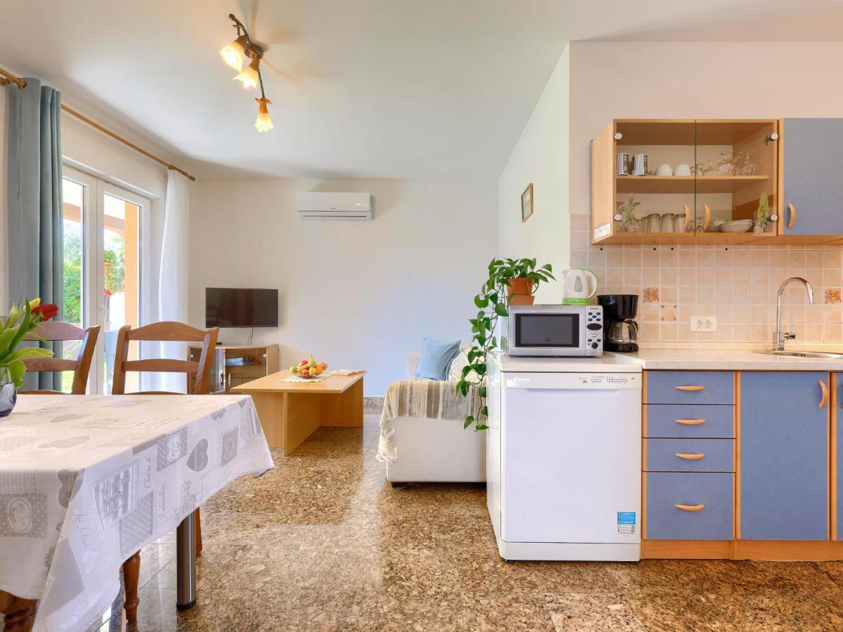 Holiday Home House Eric&Paolo By Interhome Pula Eksteriør billede